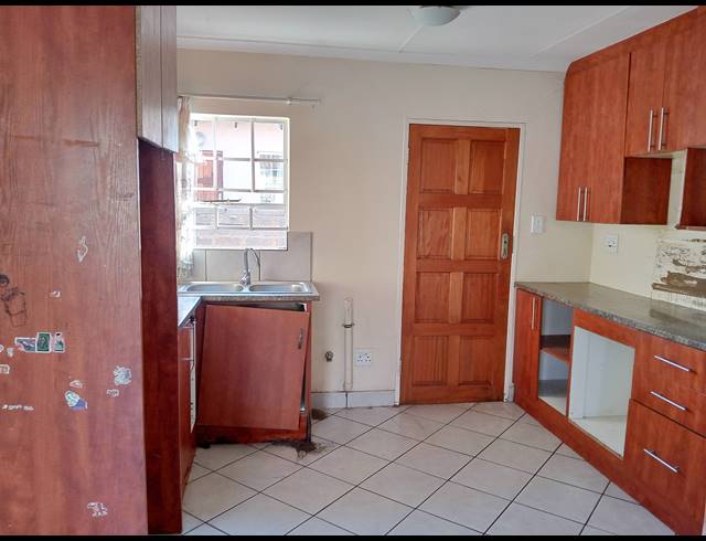 2 BEDROOM FREESTANDING SOLD IN KIRKNEY